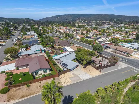 View/Area - 12710 Montauk St, Poway, CA 92064 photo 16 of 22