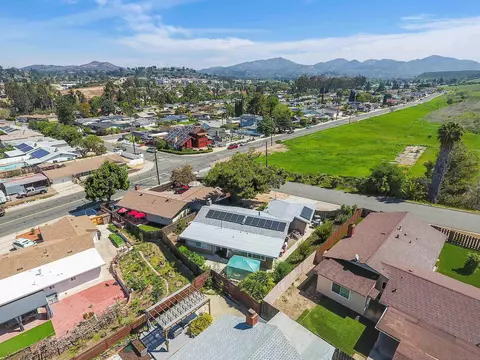 View/Area - 12710 Montauk St, Poway, CA 92064 photo 4 of 22