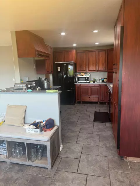 Kitchen - 12710 Montauk St, Poway, CA 92064 photo 3 of 3