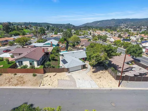 View/Area - 12710 Montauk St, Poway, CA 92064 photo 14 of 22