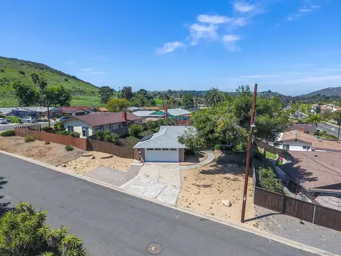 View/Area - 12710 Montauk St, Poway, CA 92064 photo 9 of 22