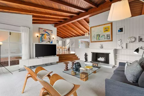 Living - 6423 Avenida Cresta, La Jolla, CA 92037 photo 1 of 3