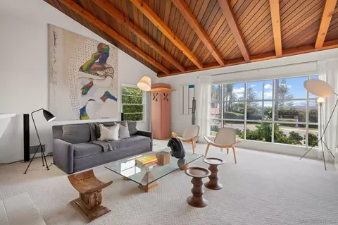 Living - 6423 Avenida Cresta, La Jolla, CA 92037 photo 2 of 3