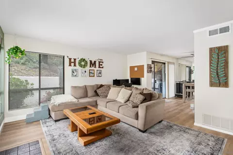 1116 Via Loma Vis, El Cajon, CA 92019