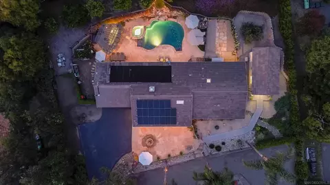 1045 Capra Way, Fallbrook, CA 92028 photo 7