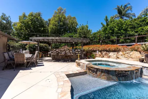 1045 Capra Way, Fallbrook, CA 92028 photo 32