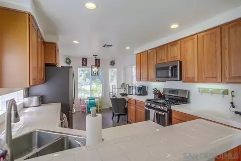 Kitchen - 1966 Verbena Ter, Alpine, CA 91901 photo 1 of 4