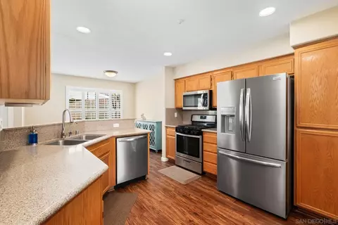 405 Whispering Willow Dr #C, Santee, CA 92071