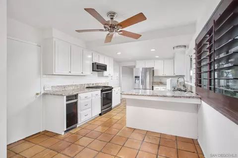 728 Rainbow Hills Rd, Fallbrook, CA 92028 photo 17