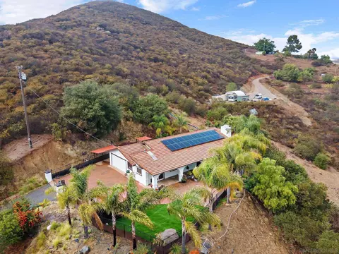 728 Rainbow Hills Rd, Fallbrook, CA 92028 photo 7