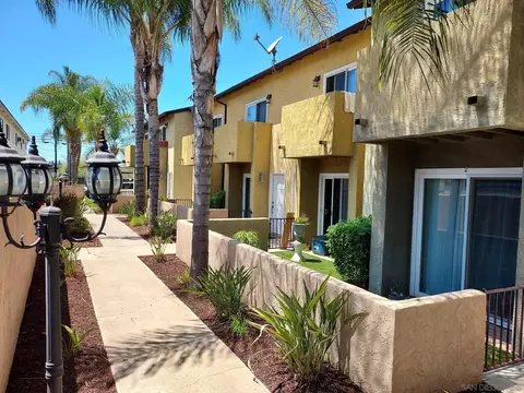 469 N 1st, El Cajon, CA 92021