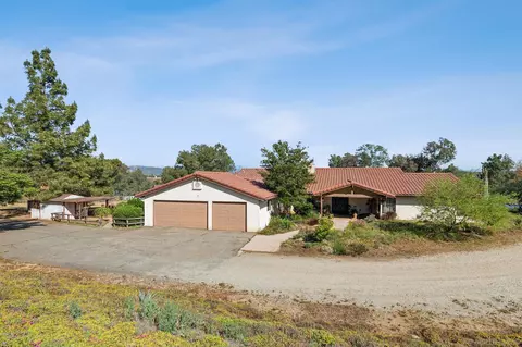 Exterior - 20119 Para Siempre Vis, Ramona, CA 92065 photo 19 of 27