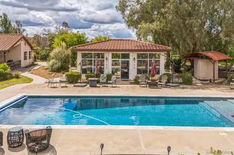 Exterior - 20119 Para Siempre Vis, Ramona, CA 92065 photo 4 of 27