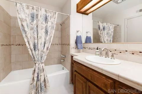 Bath - 13640 Poway Springs Rd, Poway, CA 92064 photo 5 of 7