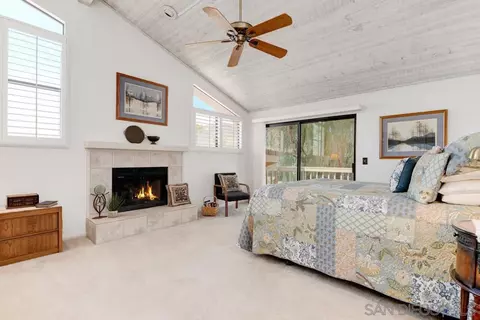 Bedroom - 13640 Poway Springs Rd, Poway, CA 92064 photo 1 of 4