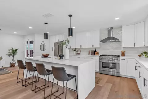 Kitchen - 999 Neighborly Ln, Ramona, CA 92065 photo 6 of 7