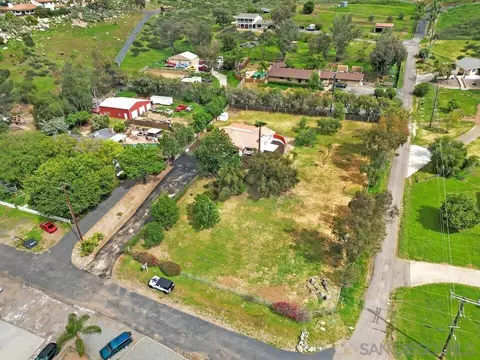 View/Area - 999 Neighborly Ln, Ramona, CA 92065 photo 1 of 6