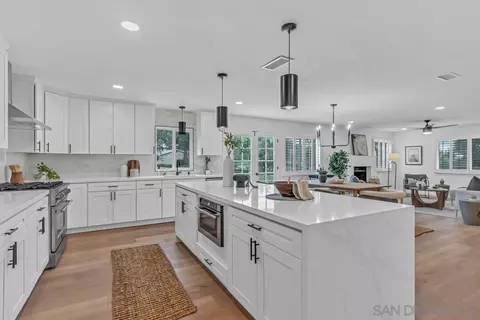 Kitchen - 999 Neighborly Ln, Ramona, CA 92065 photo 3 of 7