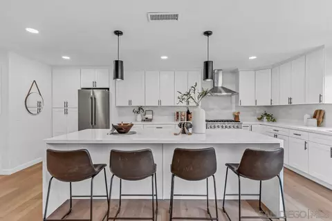 Kitchen - 999 Neighborly Ln, Ramona, CA 92065 photo 7 of 7