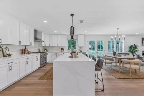 Kitchen - 999 Neighborly Ln, Ramona, CA 92065 photo 2 of 7