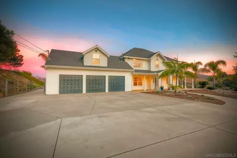 Exterior - 2951 Fairview, Vista, CA 92084 photo 14 of 16