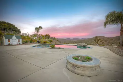 Exterior - 2951 Fairview, Vista, CA 92084 photo 12 of 16