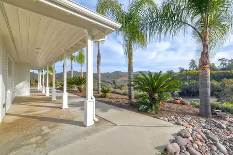 Exterior - 2951 Fairview, Vista, CA 92084 photo 11 of 16
