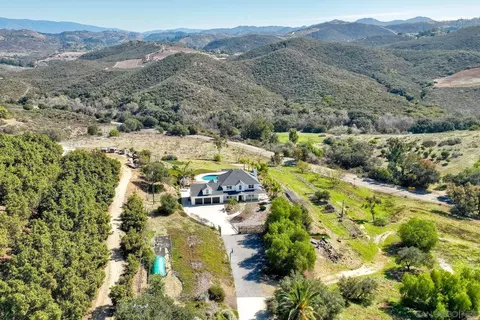 View/Area - 2951 Fairview, Vista, CA 92084 photo 7 of 7
