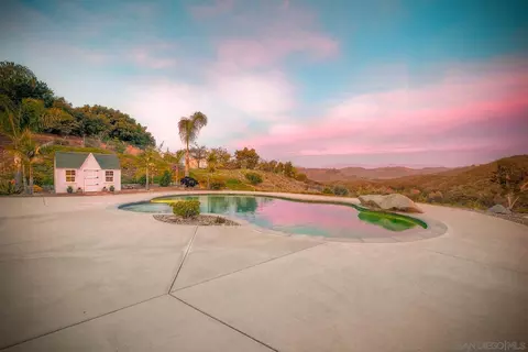Exterior - 2951 Fairview, Vista, CA 92084 photo 6 of 16