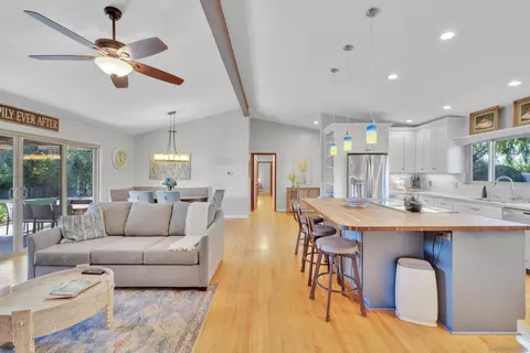 Kitchen - 16548 Espola Rd, Poway, CA 92064 photo 5 of 6