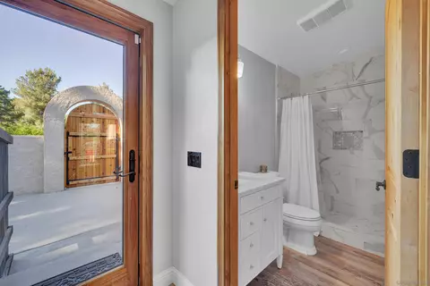 Bath - 16548 Espola Rd, Poway, CA 92064 photo 1 of 5