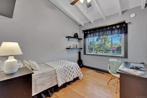 Bedroom - 16548 Espola Rd, Poway, CA 92064 photo 1 of 6
