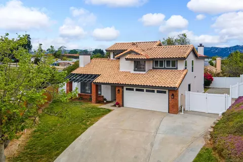 902 Homestead Pl, Escondido, CA 92026