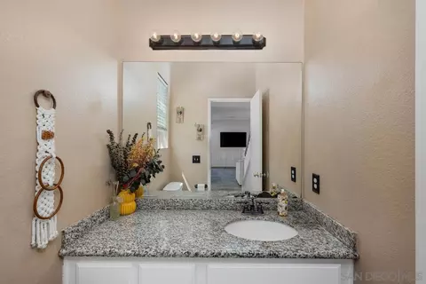 Bath - 39537 Tischa Dr, Temecula, CA 92591 photo 1 of 3