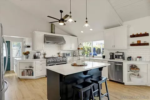 1757 Hillsdale Ln, El Cajon, CA 92019