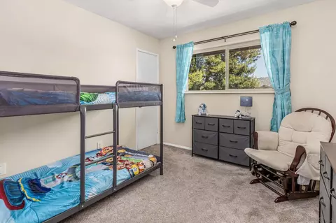 Bedroom - 209 Crestview Gln, Escondido, CA 92026 photo 3 of 7