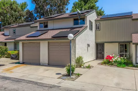 Exterior - 209 Crestview Gln, Escondido, CA 92026 photo 1 of 6