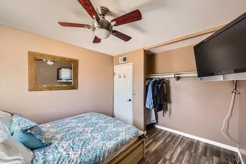 Bedroom - 10060 E Glendon Cir, Santee, CA 92071 photo 3 of 6
