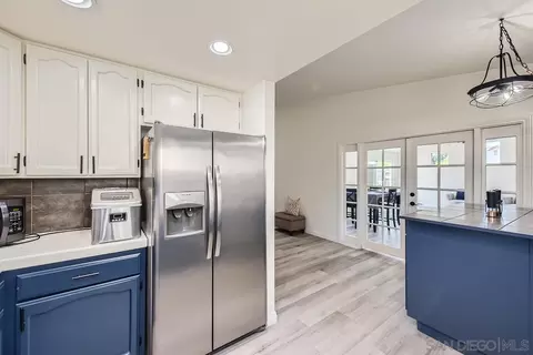 Kitchen - 10060 E Glendon Cir, Santee, CA 92071 photo 2 of 5