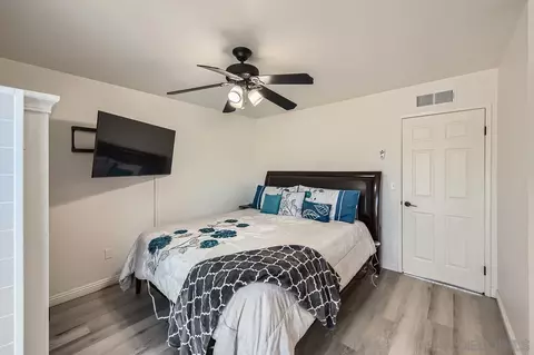 Bedroom - 10060 E Glendon Cir, Santee, CA 92071 photo 2 of 6