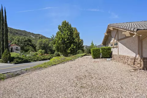 Exterior - 24318 Watt Rd, Ramona, CA 92065 photo 3 of 22