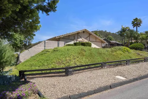 Exterior - 24318 Watt Rd, Ramona, CA 92065 photo 4 of 22