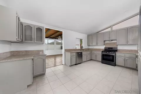 Kitchen - 9927 Sadie St, Santee, CA 92071 photo 1 of 4
