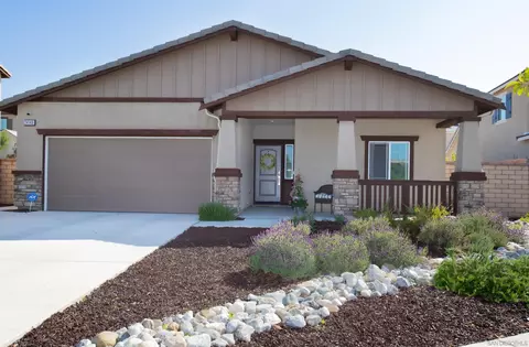 24140 Timber Farm Dr, Menifee, CA 92587