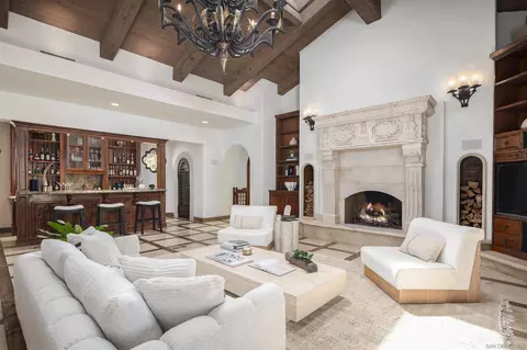 6568 La Valle Plateada, Rancho Santa Fe, CA 92067