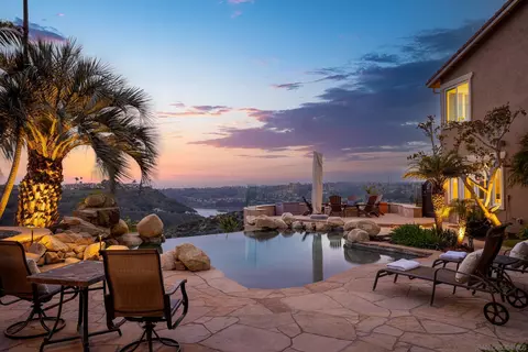 1786 Swallowtail Rd, Encinitas, CA 92024 photo 2