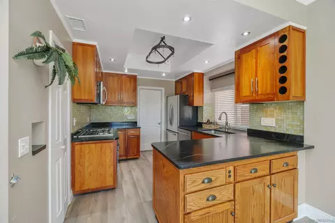 Kitchen - 39698 Rustic Glen Dr, Temecula, CA 92591 photo 1 of 4