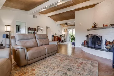 3219 Via Altamira, Fallbrook, CA 92028 photo 6