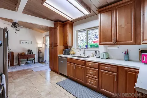 3219 Via Altamira, Fallbrook, CA 92028 photo 13