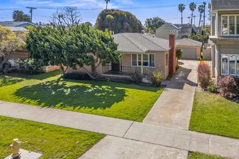 1437 Law St, San Diego, CA 92109